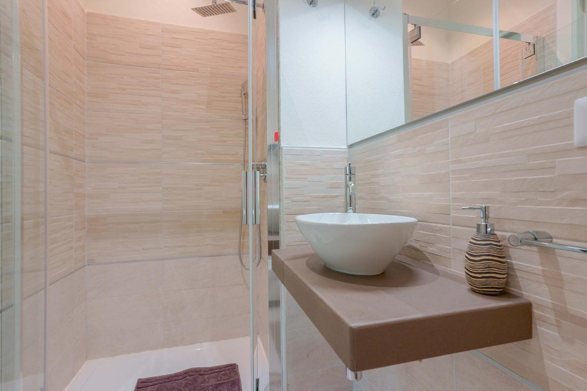 Insula B&B Cagliari Phòng bức ảnh